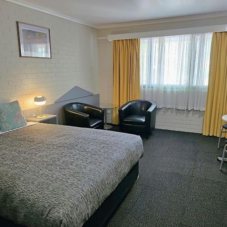 Central Deborah Motel Bendigo Exteriör bild