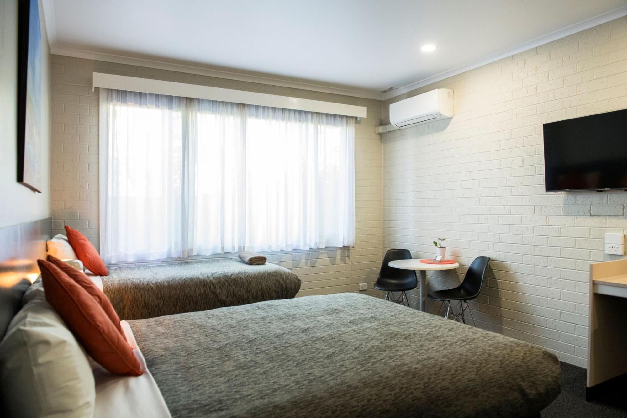 Central Deborah Motel Bendigo Exteriör bild