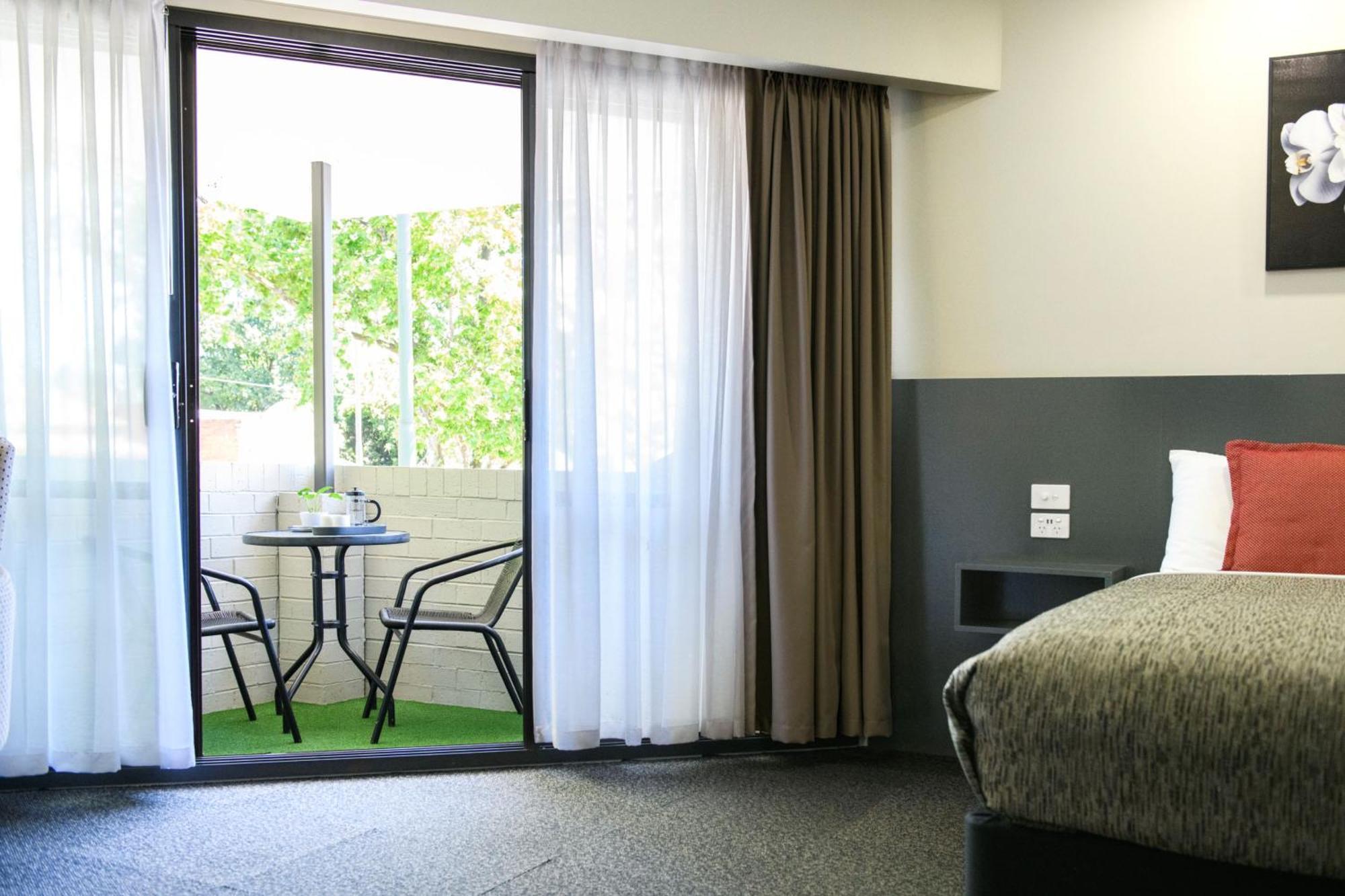 Central Deborah Motel Bendigo Exteriör bild