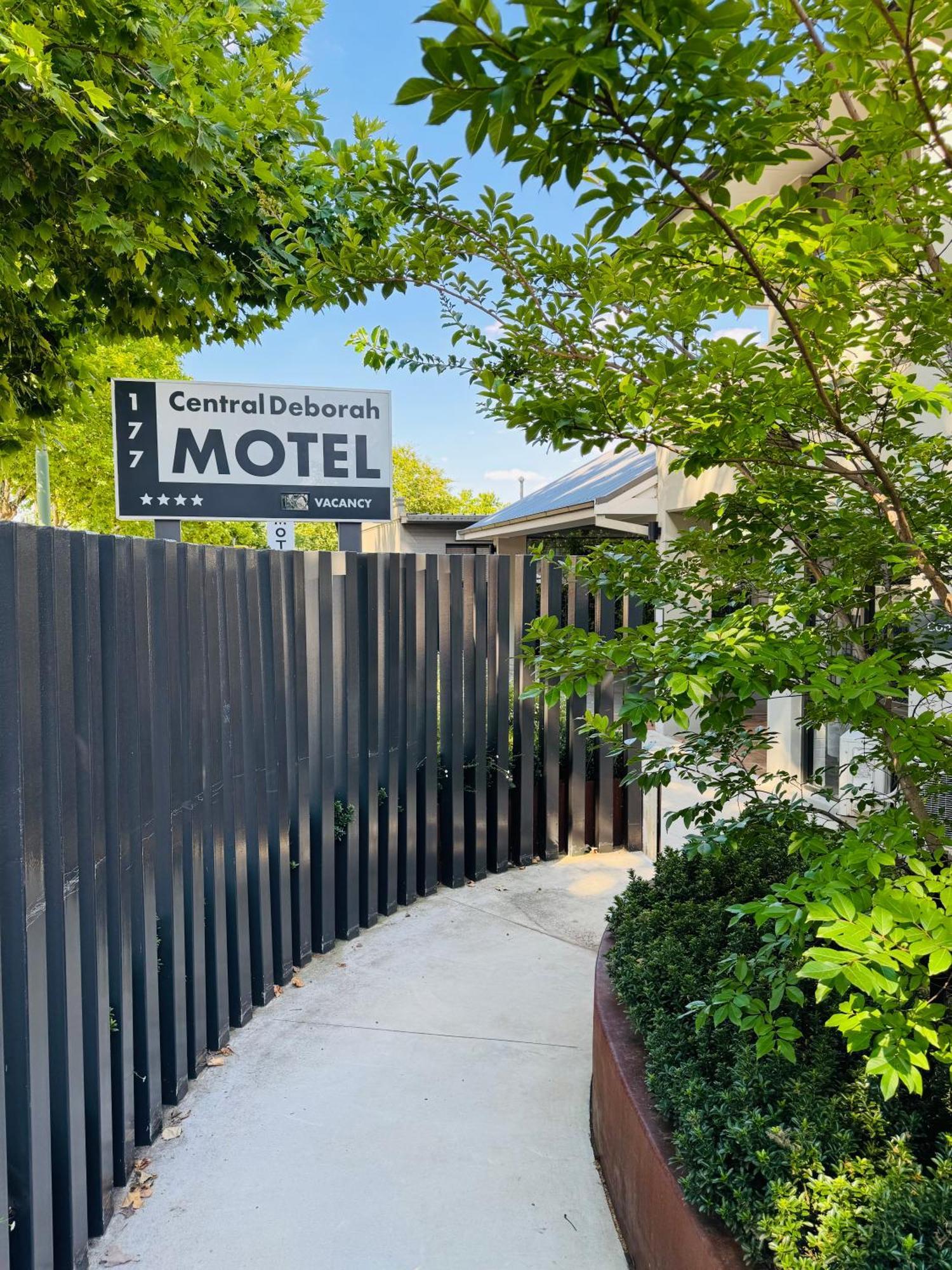 Central Deborah Motel Bendigo Exteriör bild