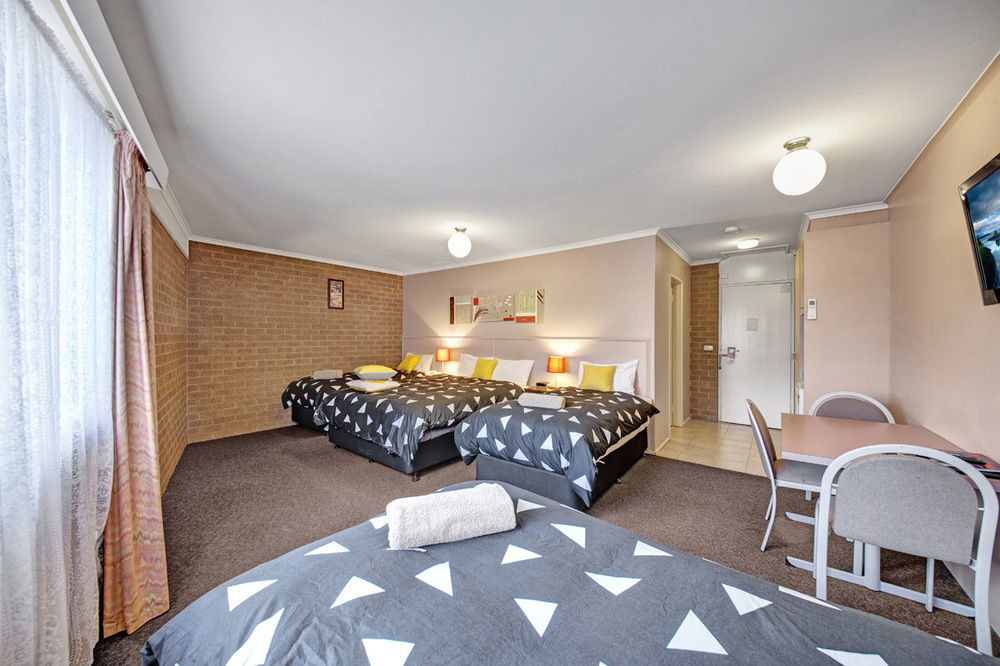 Central Deborah Motel Bendigo Exteriör bild