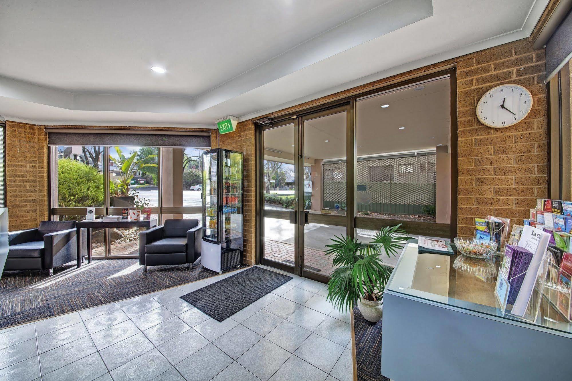 Central Deborah Motel Bendigo Exteriör bild